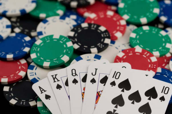 Các thuật ngữ Poker bạn cần nên biết khi chơi